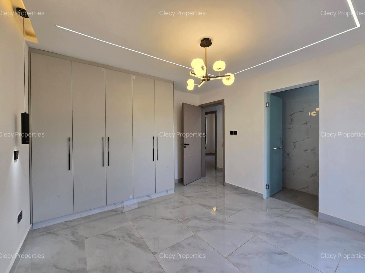 4 Bed House with En Suite at Mang'U - 9