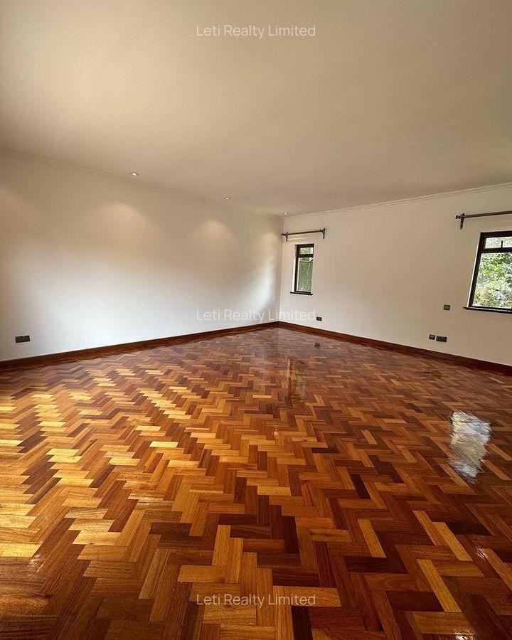 4 Bed Townhouse with En Suite in Lavington - 5