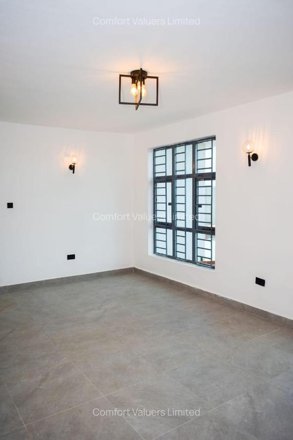 5 Bed Townhouse with En Suite at Ngoingwa Estate - 2