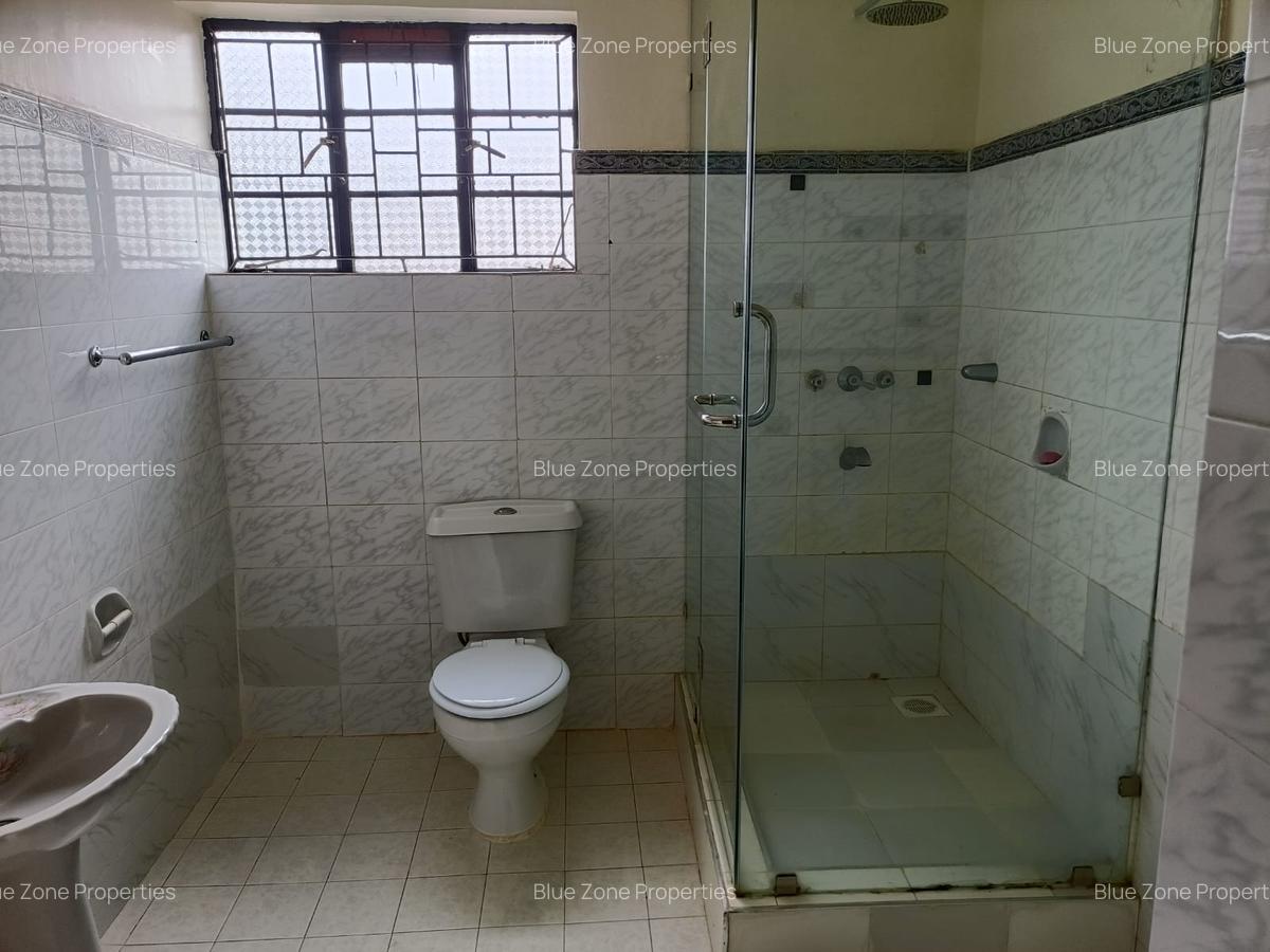 5 Bed House with En Suite at Off Runda Grove - 10
