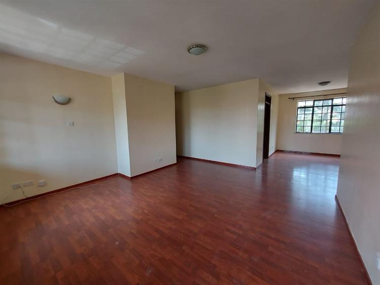 3 Bed Apartment with En Suite at Fourways Junction Estate - Bild 4
