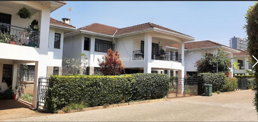 4 Bed Townhouse with En Suite in Brookside