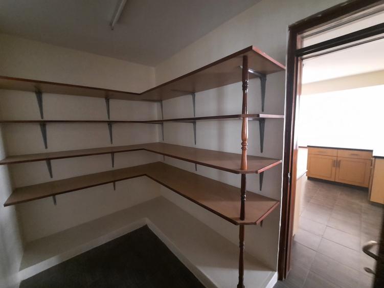 4 Bed Apartment with En Suite at General Mathenge Road