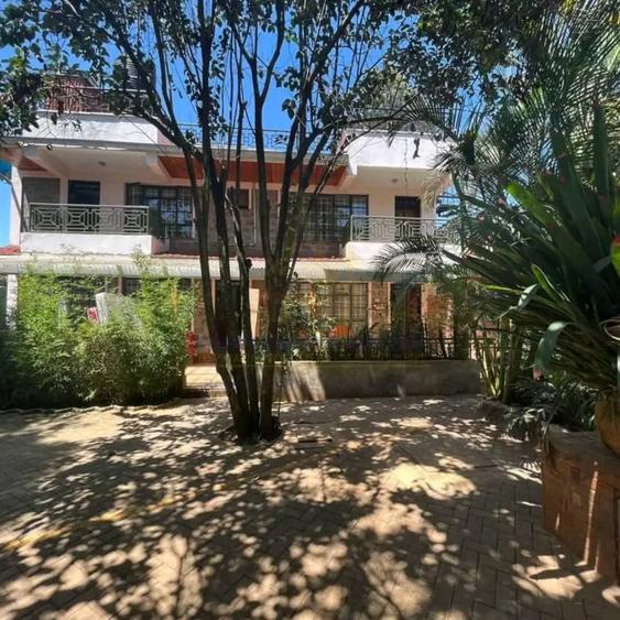 1 Bed House with En Suite at Karen Road 1 Bed House with En Suite at Karen Road