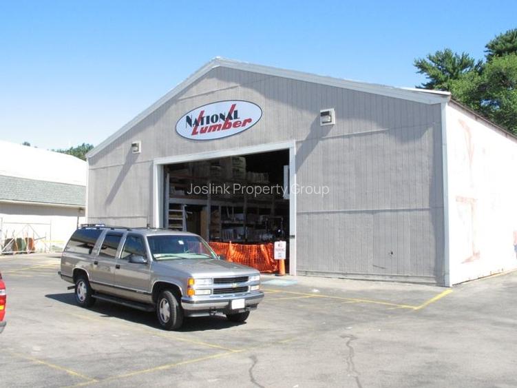 Warehouse with Parking at Simanzi