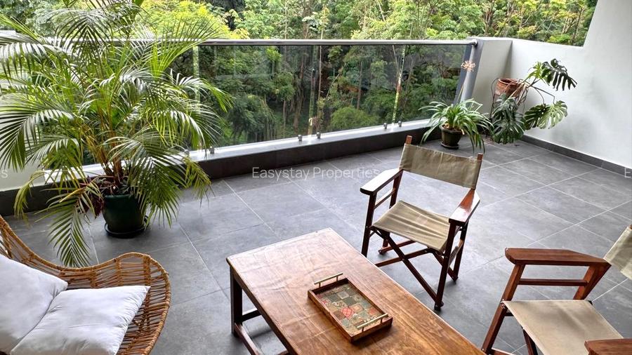 Furnished 3 Bed Apartment with En Suite in Riverside