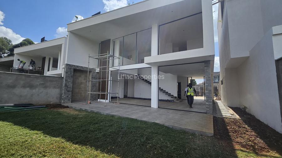 4 Bed Townhouse with En Suite in Kiambu Road