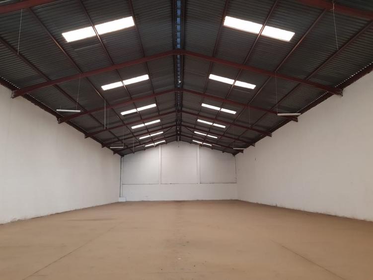 9,458 ft² Warehouse with Service Charge Included in Mombasa Road