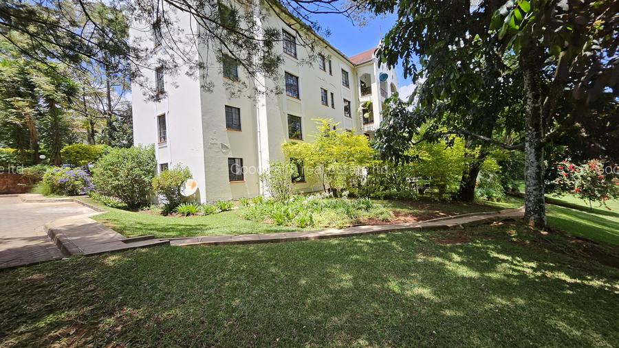 3 Bed Apartment with En Suite in Muthaiga