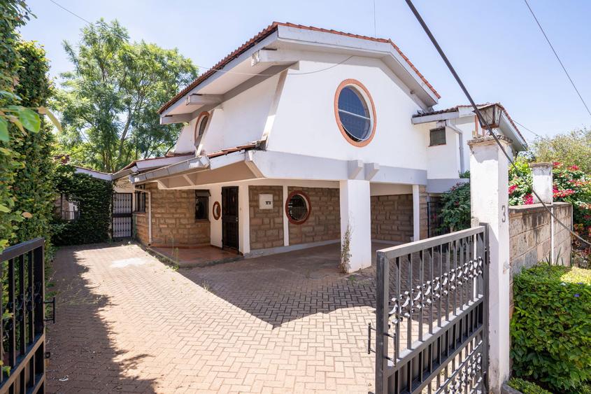 5 Bed House with En Suite in Westlands Area