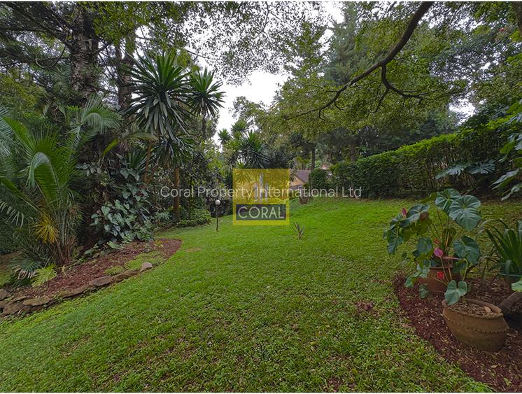 1.1 ac Land in Muthaiga