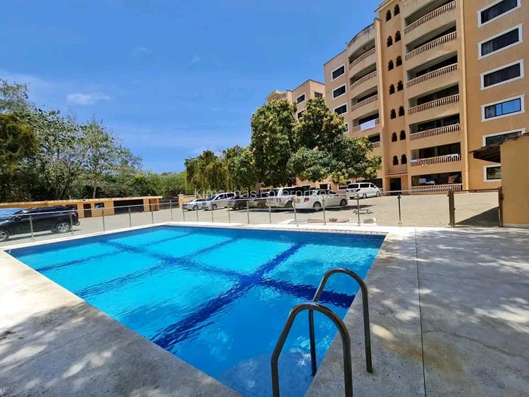 3 Bed Apartment with En Suite at Moyne Drive