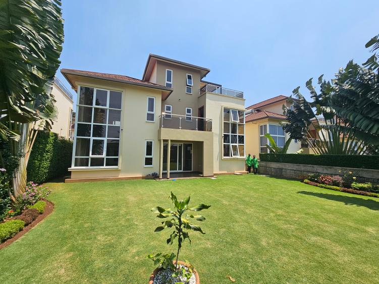 4 Bed Townhouse with En Suite in Runda