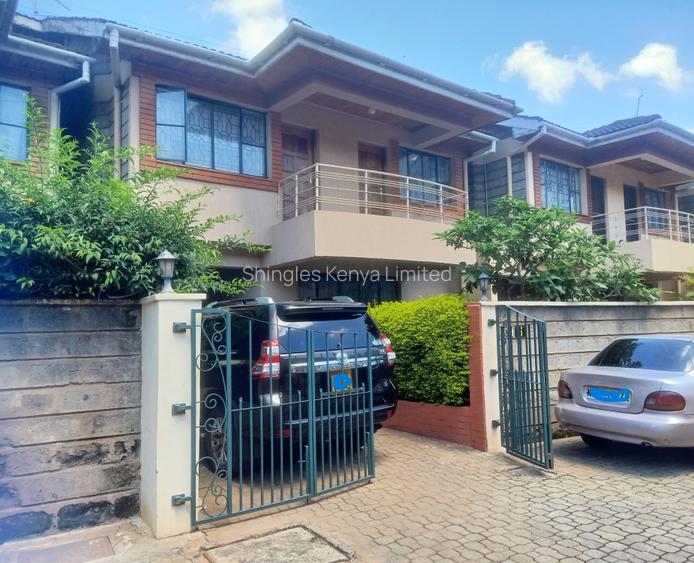 5 Bed Townhouse with En Suite at Masanduku Lane