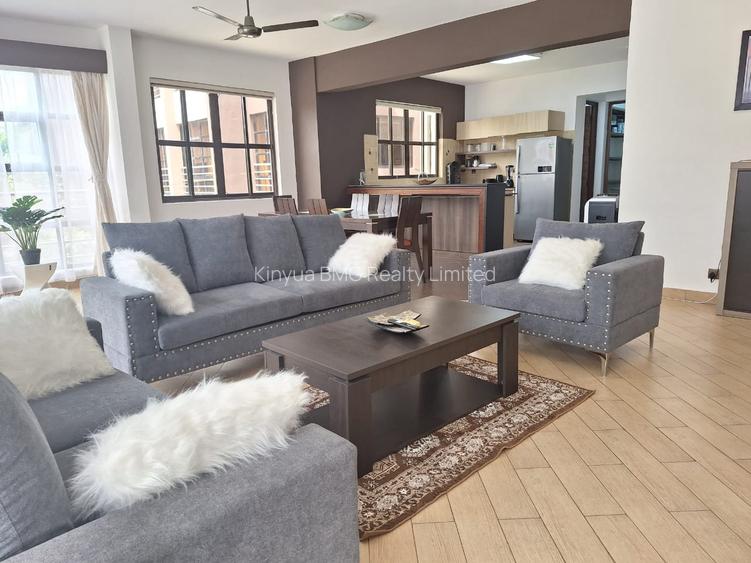 Serviced 2 Bed Apartment with En Suite at Beach Road