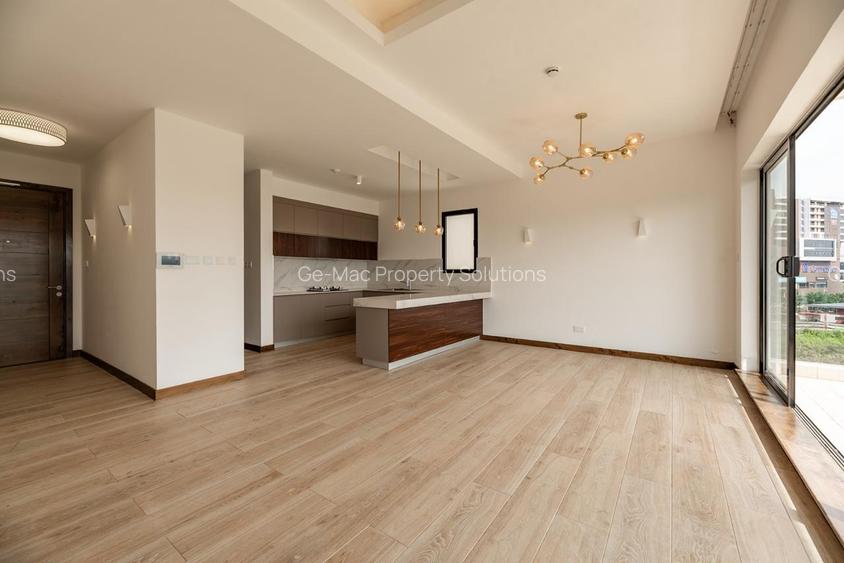 3 Bed Apartment with En Suite in Rosslyn