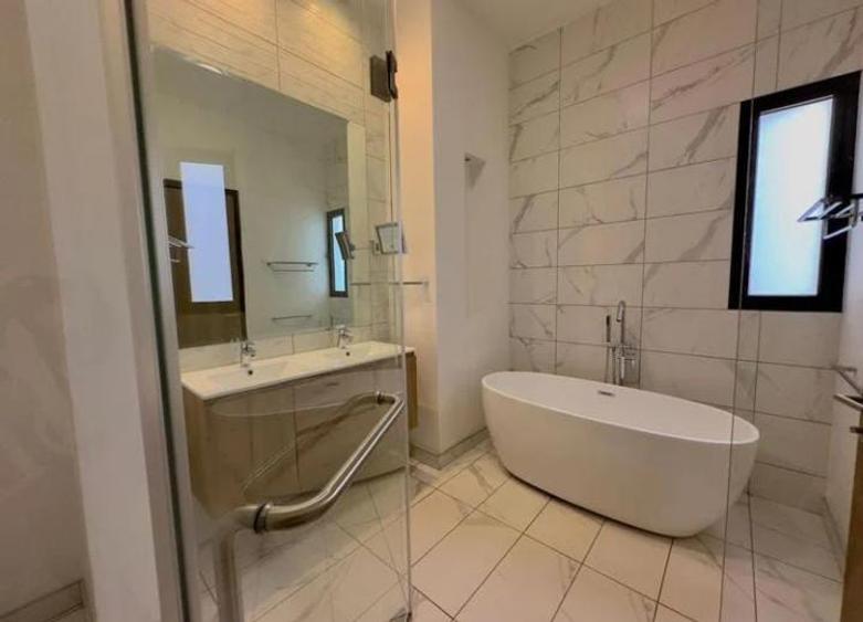 2 Bed Apartment with En Suite in Rosslyn 2 Bed Apartment with En Suite in Rosslyn