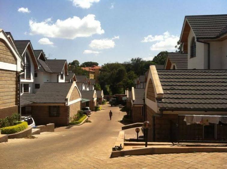 5 Bed Villa with En Suite in Lavington 5 Bed Villa with En Suite in Lavington