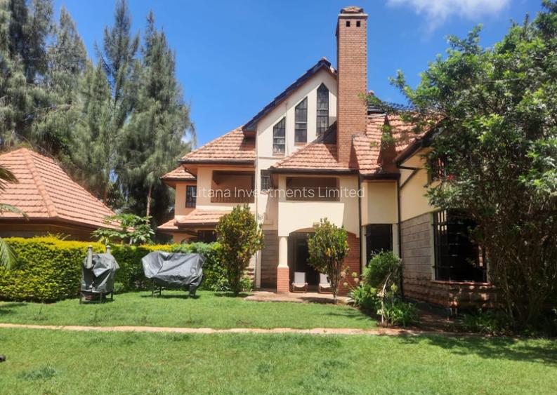 5 Bed House with En Suite at Old Runda