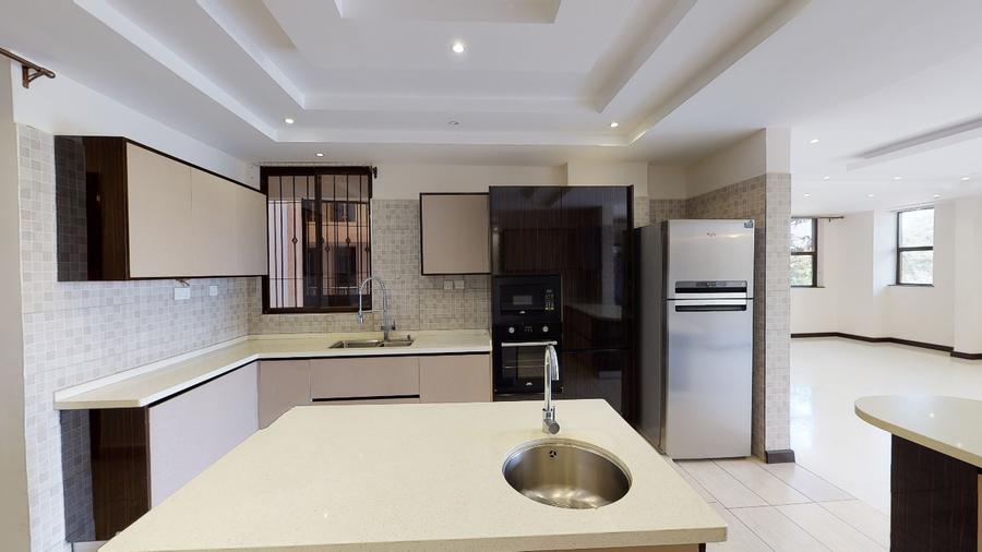 4 Bed Apartment with En Suite at General Mathenge - Altro