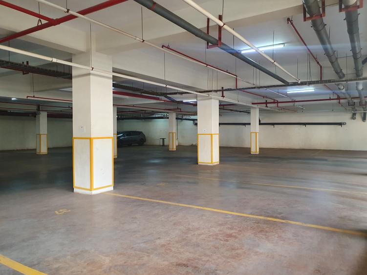 1,177 ft² Office with Service Charge Included at Westlands - Mehr
