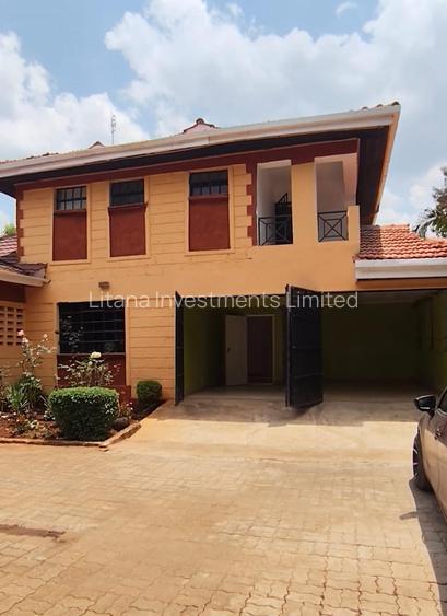 5 Bed House with Staff Quarters in Nyari