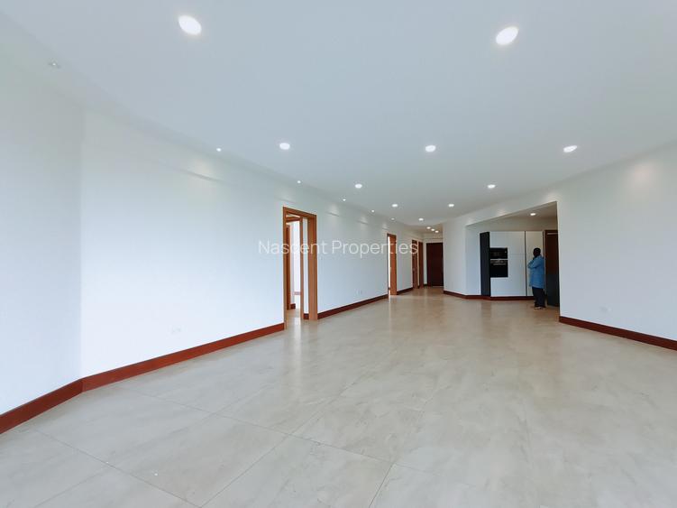 4 Bed Apartment with En Suite in Westlands Area