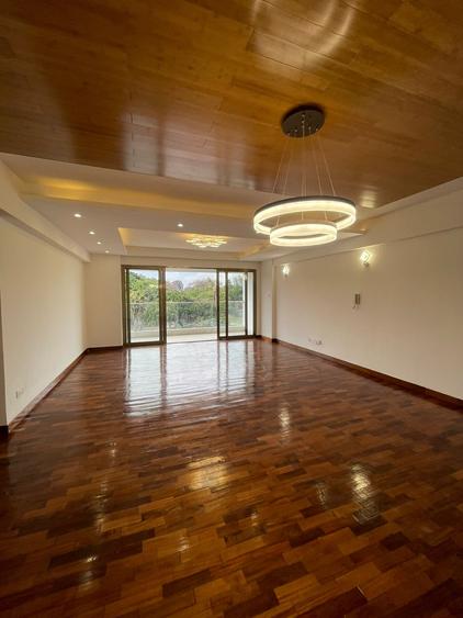 3 Bed Apartment with En Suite in Kileleshwa