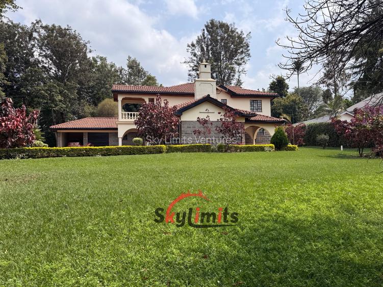 5 Bed House with En Suite in Runda