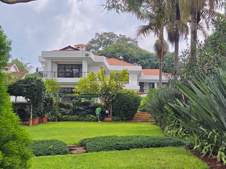 4 Bed House with En Suite in Runda