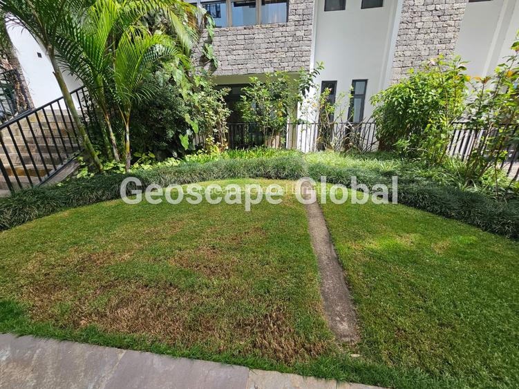 Furnished 2 Bed Apartment with En Suite in Spring Valley