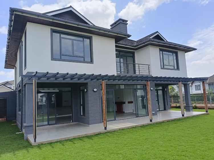 3 Bed Townhouse with En Suite at Five Star Paradise 3 Bed Townhouse with En Suite at Five Star Paradise
