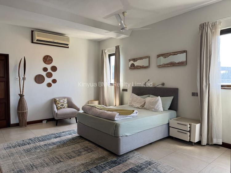 Furnished 2 Bed Apartment with En Suite at Cement Road