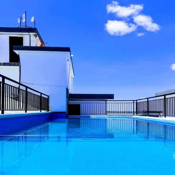 Furnished 2 Bed Apartment with En Suite in Lavington - Meer