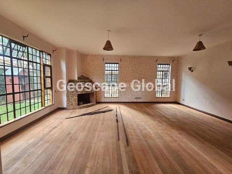 4 Bed Townhouse with En Suite in Spring Valley