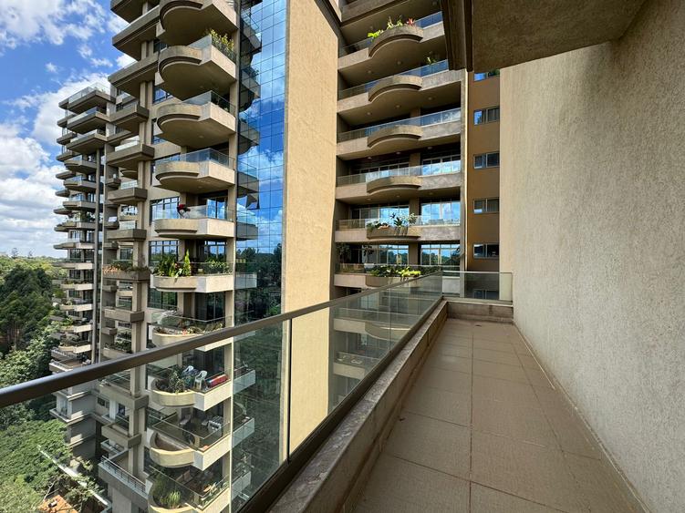 3 Bed Apartment with En Suite in Parklands