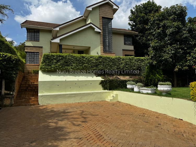 4 Bed Townhouse with En Suite in Kitisuru