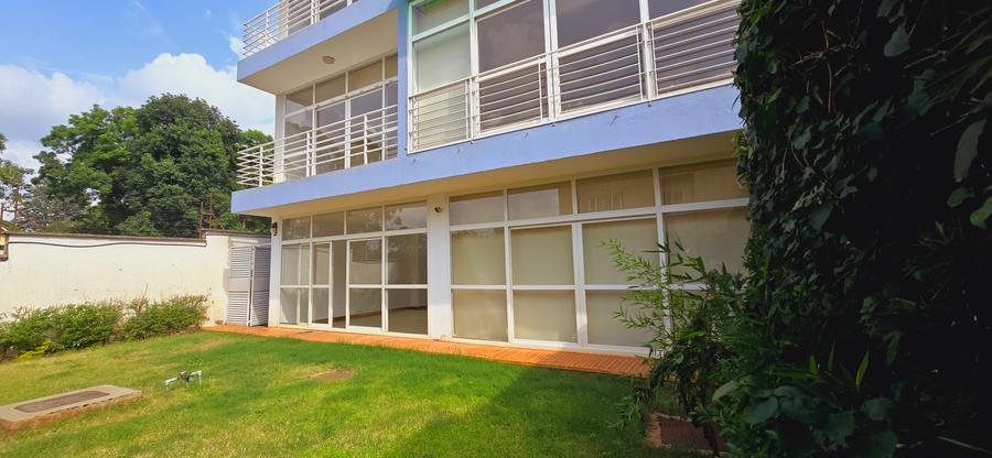 5 Bed Townhouse with En Suite at Convent Drive 5 Bed Townhouse with En Suite at Convent Drive
