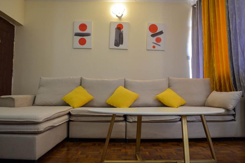 Serviced 2 Bed Apartment with En Suite at Fourways Junction Estate Rd Serviced 2 Bed Apartment with En Suite at Fourways Junction Estate Rd