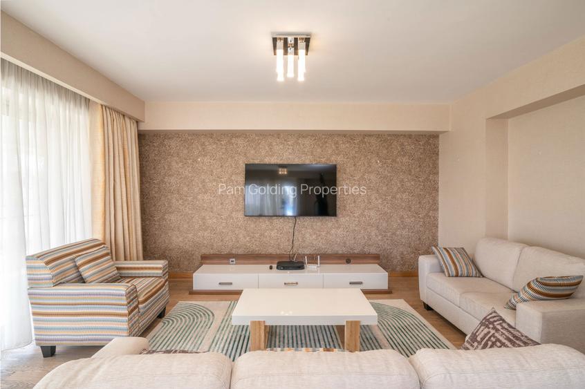 Serviced 3 Bed Apartment with Swimming Pool in Kileleshwa