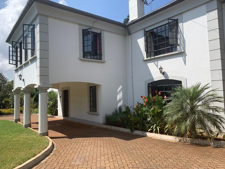 4 Bed House with En Suite in Runda 4 Bed House with En Suite in Runda