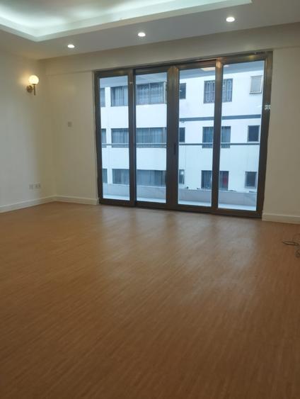 3 Bed Apartment with En Suite in Lavington