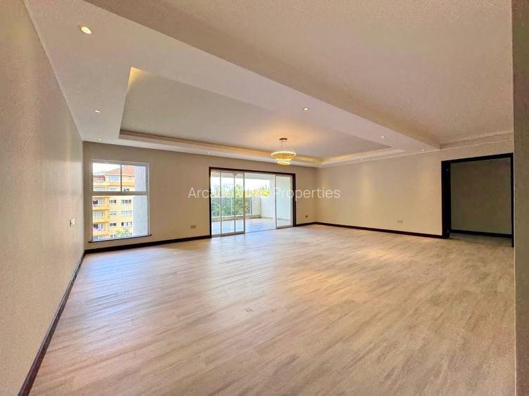 2 Bed Apartment with En Suite in Riverside