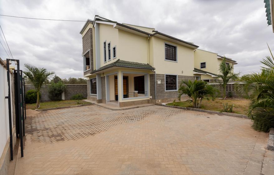 5 Bed House with En Suite at Kitengela