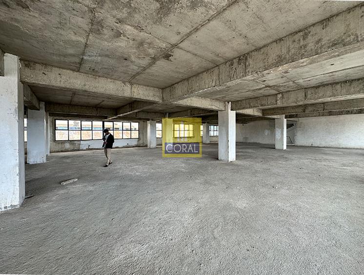 1,400 ft² Office in Mombasa Road - Meer