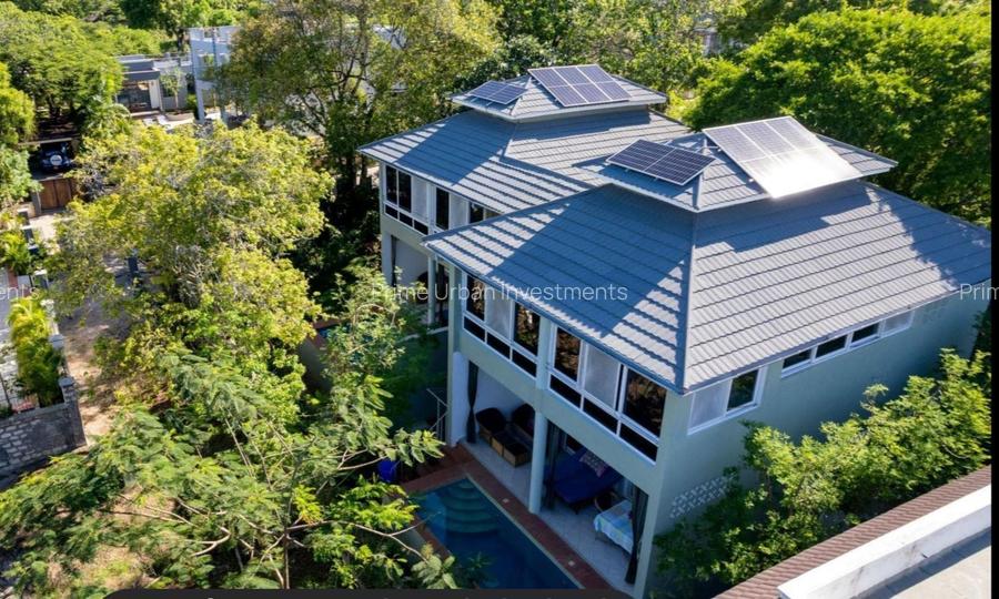 8 Bed House with En Suite in Diani