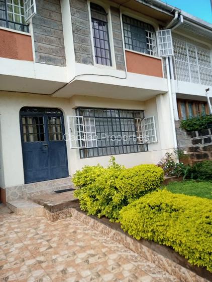 3 Bed Villa with En Suite in Nairobi West