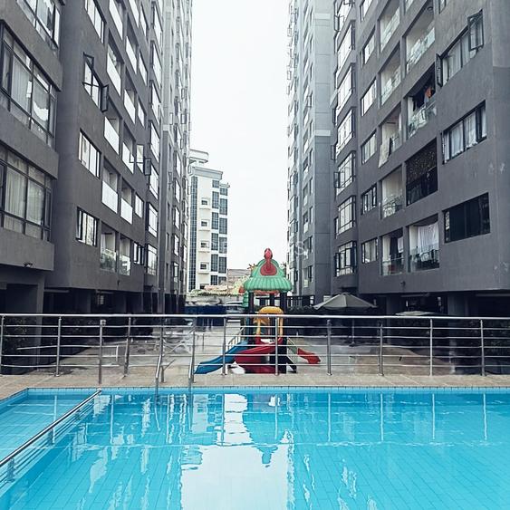 Furnished 2 Bed Apartment with En Suite at Wood Avenue