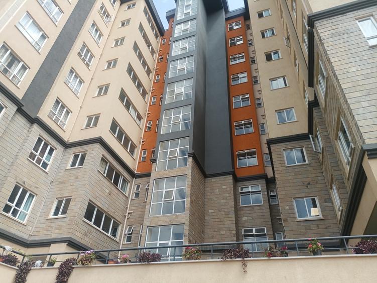 3 Bed Apartment with En Suite in Parklands 3 Bed Apartment with En Suite in Parklands