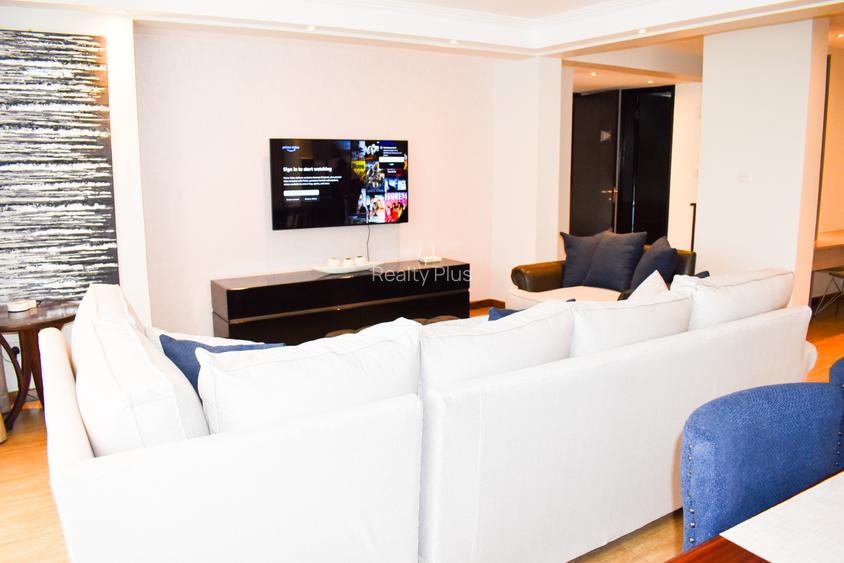 Serviced 2 Bed Apartment with En Suite at Dennis Pritt Road